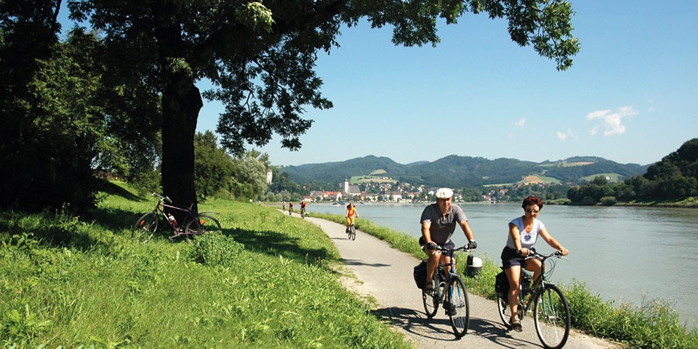 Danube Bike Trail - Cycling from Vienna 