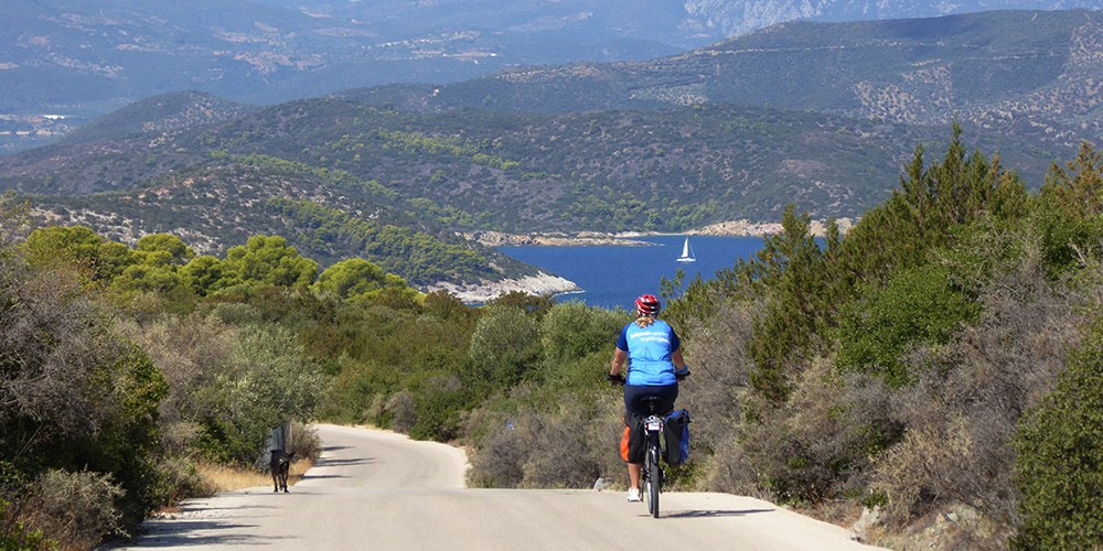 boat & bike Cyclades and Saronic Islands
